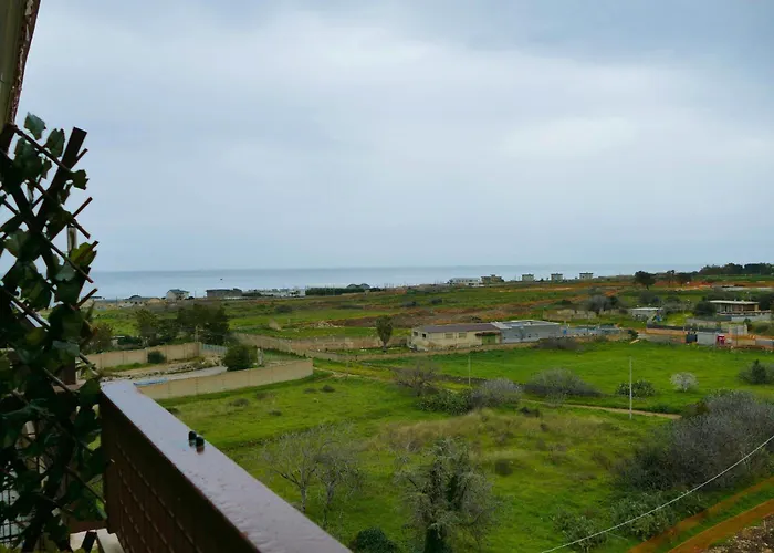 Vista Mare 22 Homestay *